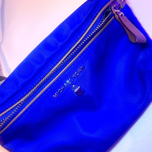 Michael Kors royal Blue and gold Crossbody Bag with Gold Accents - Picture 3 of 10